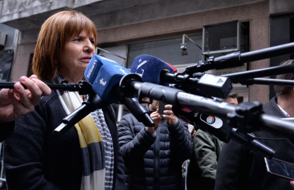 Patricia Bullrich cuestionó al Gobierno por el avión venezolano-iraní