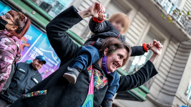Miles de personas renovaron su reclamo de Ni Una Menos frente al Congreso