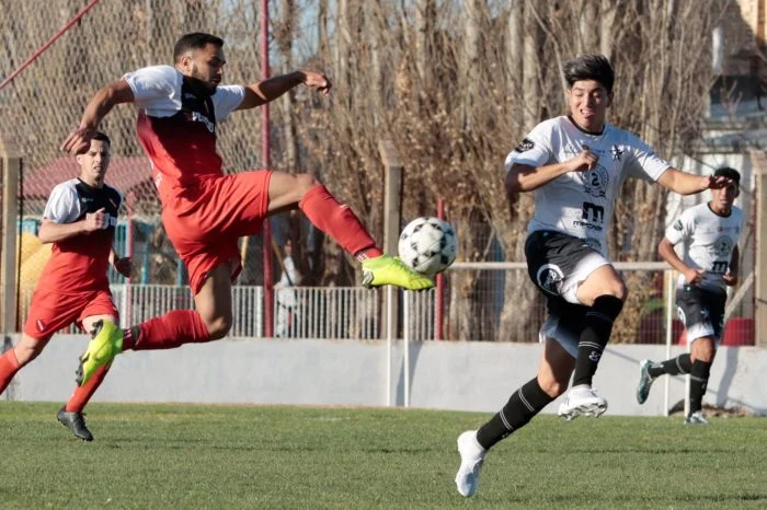 Liga Pampeana: Empate en la Villa Sportiva y goleada del “verde” alvearense