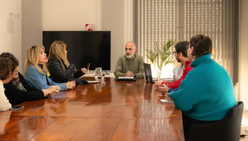 Funcionarios recibieron a integrantes de la Fundación “Estrellas Amarillas” para avanzar en la campaña “Un pacto por la vida”
