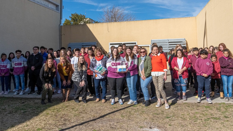 Colegios pampeanos forman parte del libro “Relatos y Huellas”