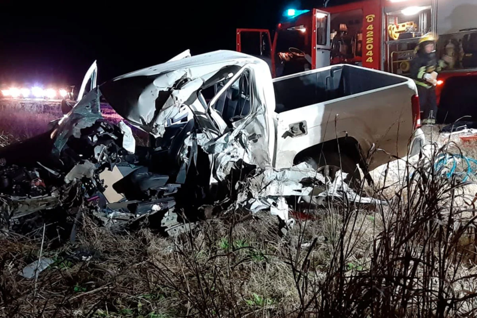 Gravísimo accidente frontal en Ruta 102 a 7 kilómetros de General Pico