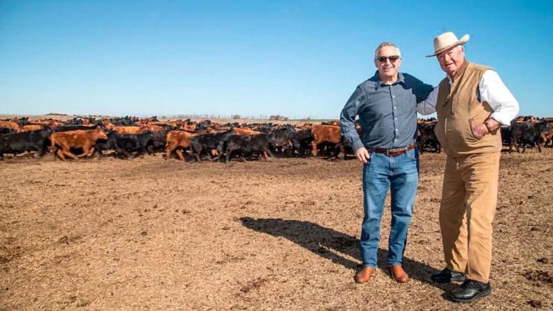 El Embajador de Estados Unidos estuvo en Doblas