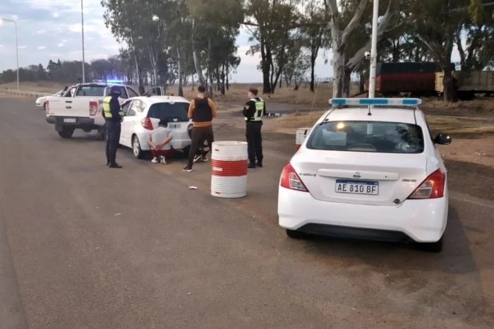 Robo comando en Castex: Atraparon a los ladrones en el Puesto Caminero de Realicó