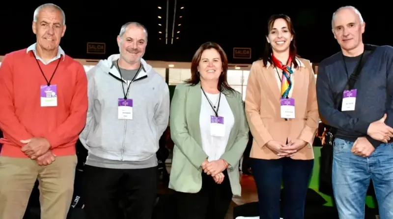 Vanesa Acedo participó del Congreso “CREA” en Capital Federal junto a otros intendentes pampeanos