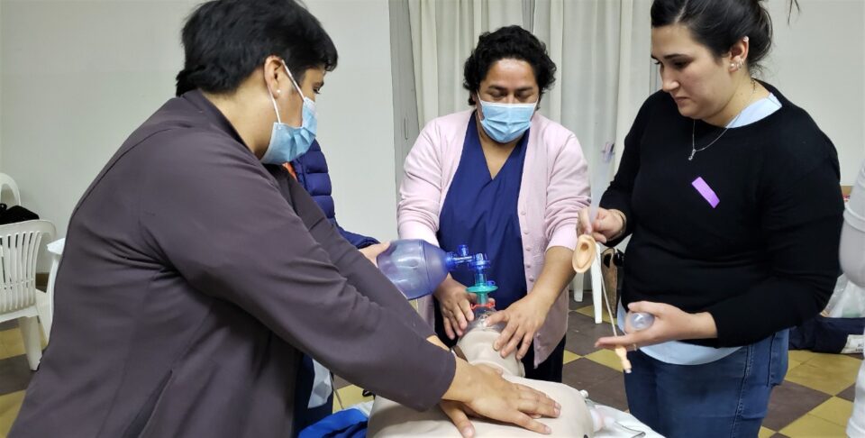 Los equipos de Salud se capacitaron en Intendente Alvear: “Las estadísticas marcan que hay un episodio de muerte súbita cada 1.000 habitantes aproximadamente”