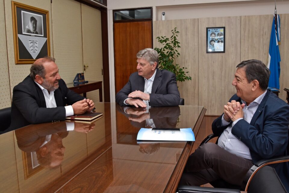 Ziliotto recibió a Gallotti y analizaron obras para Bernardo Larroudé