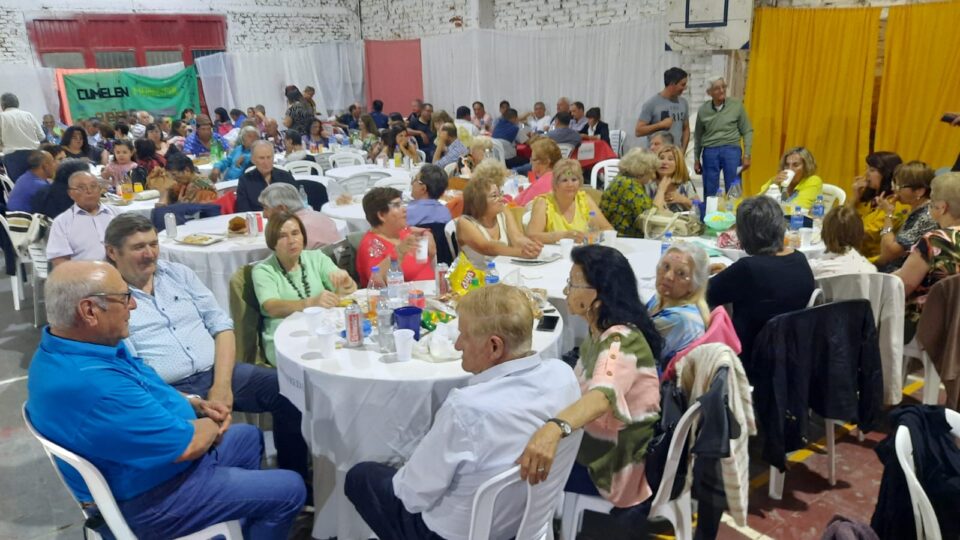 Metileo cerró el año del Cumelén con un masivo festejo