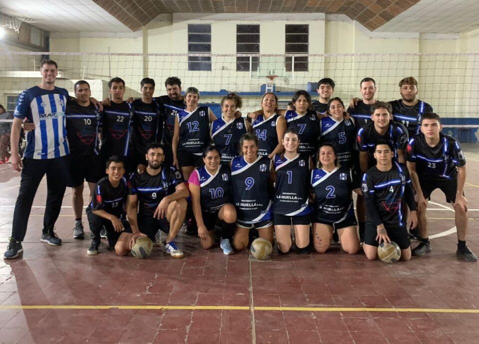Con 300 deportistas comenzó a jugarse la Liga Municipal de Voley