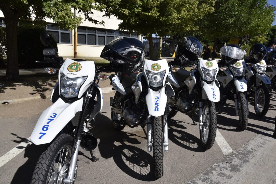 El 18 de mayo se licita la compra de camionetas y motos para seguridad