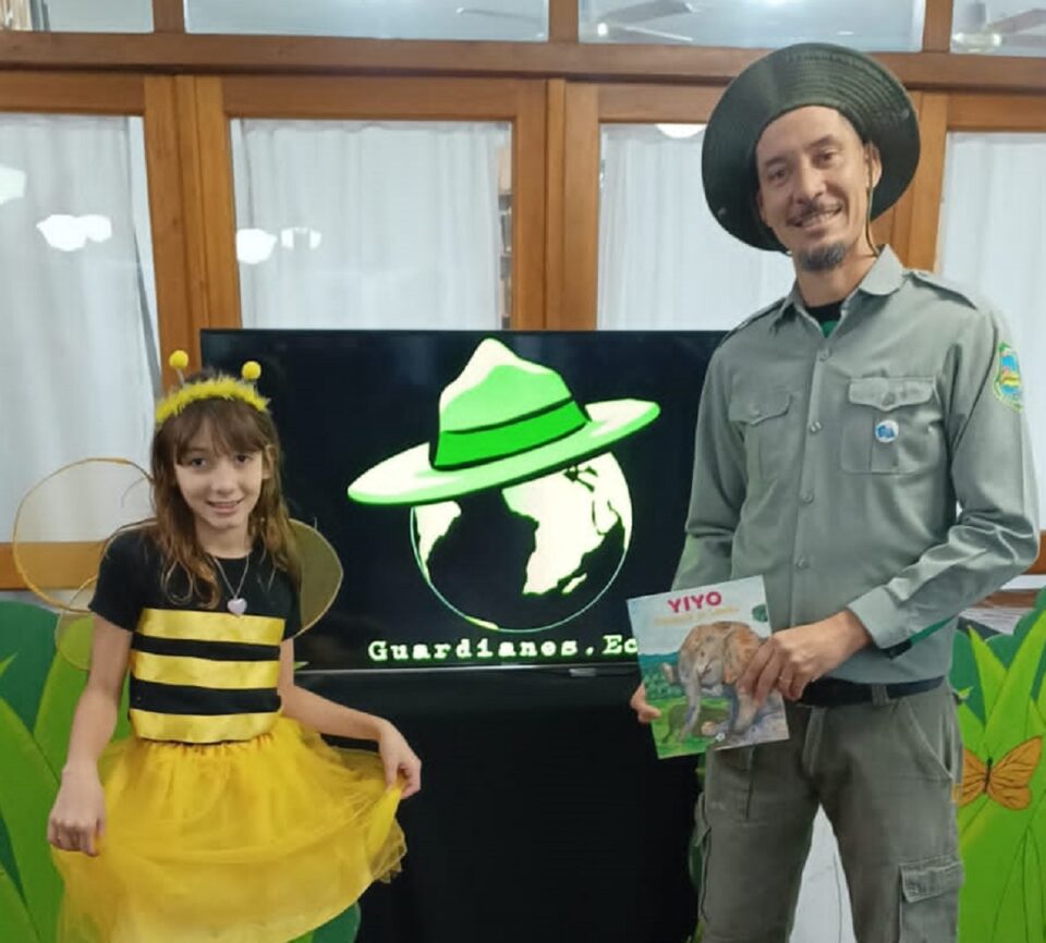 Guardianes.Eco presentó su nuevo libro “Yiyo, el elefante sin colmillos” en Intendente Alvear